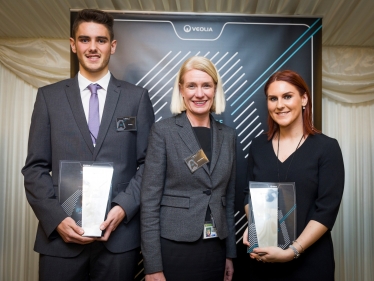 Amanda Milling MP with local apprentices Jessica Ellis and Alex Beech